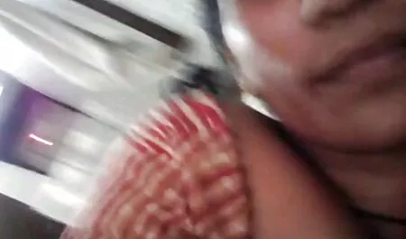 Các cô gái đặt phim sex nhật bản vietsub trên một chiếc mũ cao bồi và đã tổ chức một trong hình thức một chuyến đi