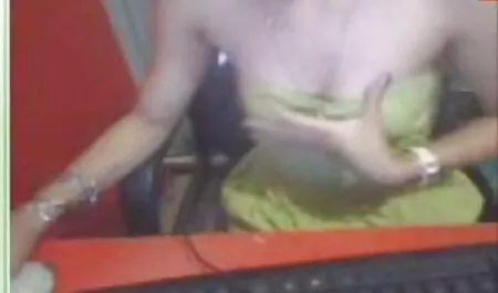 Các cô phim sex nhat ban subviet gái đã làm một nghiên cứu về lỗ của họ.