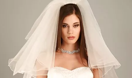 Một cô gái nhảy một sex gay nhat ban vietsub thoát y ở phía trước của chồng và kiếm