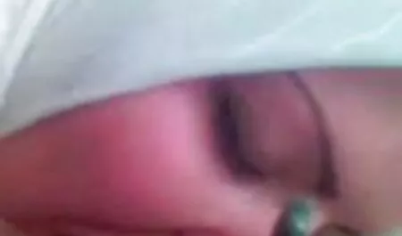Viên chia sẻ một người đàn ông ở sex vietsub nhat ban trên giường với một người bạn