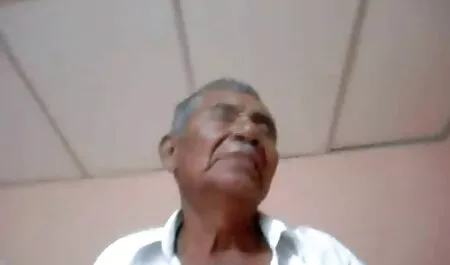 Làm một gia trong phòng phim sex nhat ban vietsub tắm và đã đi vào phòng ngủ để có vợ
