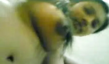 Các chàng trai đen trong báo quần phim sex nhat ban sub nhận được một tay từ một khiếm nhã trẻ, tóc vàng