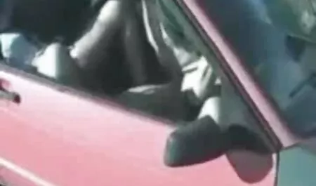 Một nữ trẻ xinh đẹp, tóc vàng, sẵn sàng cho một cuộc sex nhat ban dich tieng viet chạm trán với một gã và anh ta dịch vụ tình dục