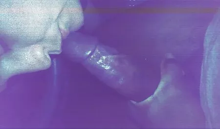 Một cô gái trẻ Nhật bản dải âm sex nhat ban phu de tieng viet hộ của cô và tính với cô tươi rung